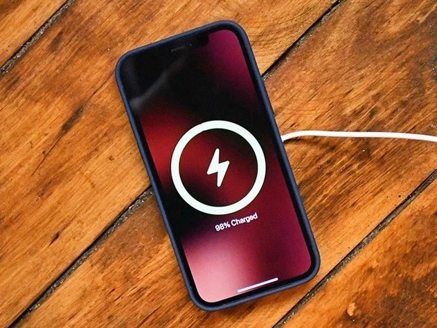 潍城苹果手机维修分享iPhone 12可以随便充电吗 